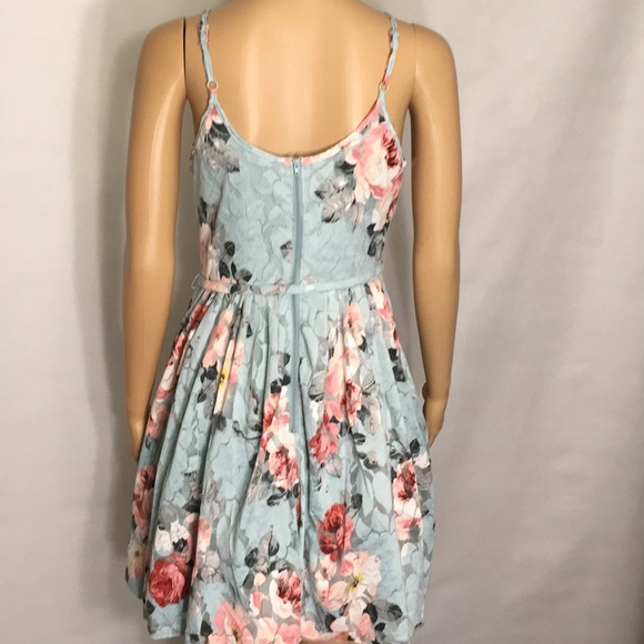 NWT Lace Fit & Flair Floral Dress Netted Underlay - Picture 7 of 16